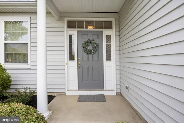 Property Slideshow image 3 of 28 | 16 fairfield dr, Westampton, NJ, 08060