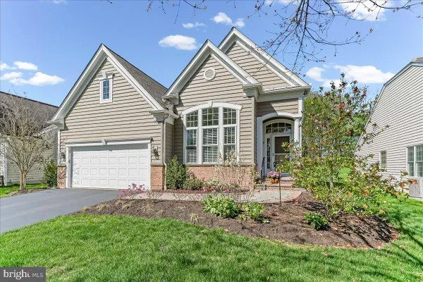 Property Slideshow image 2 of 60 | 131 violet dr, Kennett Square, PA, 19348