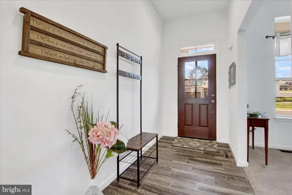 Property Slideshow image 3 of 29 | 800 aurora dr, Mechanicsburg, PA, 17055