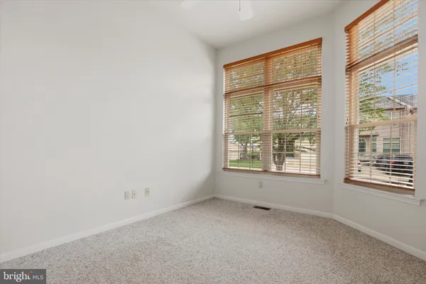 Property Slideshow image 3 of 35 | 616 manor dr, Horsham, PA, 19044