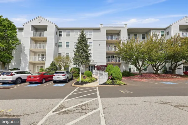 Property Slideshow image 2 of 53 | 7402 centennial sta, Warminster, PA, 18974