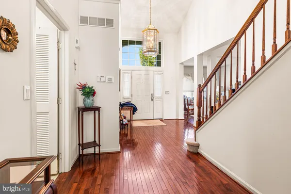 Property Slideshow image 2 of 26 | 617 n settlers cir, Warrington, PA, 18976