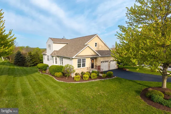 Property Slideshow image 2 of 30 | 100 gaston ln, Coatesville, PA, 19320