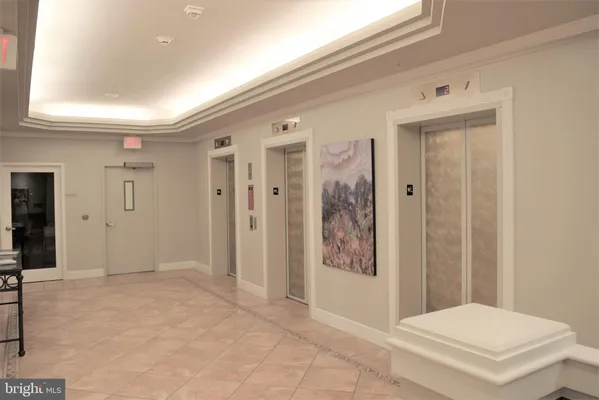 Property Slideshow image 3 of 49 | 19355 cypress ridge ter 314, Leesburg, VA, 20176