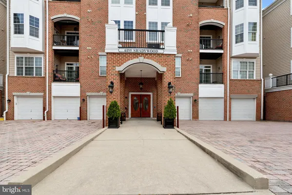 Property Slideshow image 3 of 53 | 6155 shadywood rd 401, Elkridge, MD, 21075