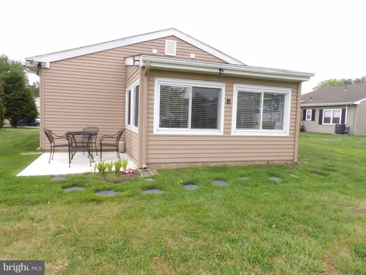 Property Slideshow image 3 of 6 | 26 thornbury pl, Southampton, NJ, 08088