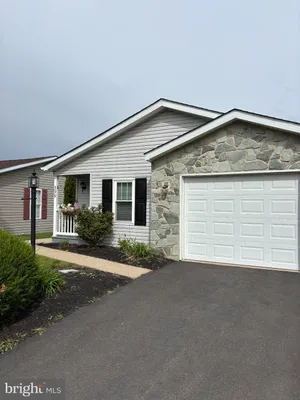Property Slideshow image 3 of 37 | 399 spring meadow circle cir, New Hope, PA, 18938