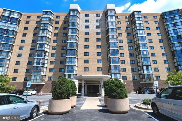 Property Slideshow image 2 of 86 | 3330 n leisure world blvd 5-1027, Silver Spring, MD, 20906