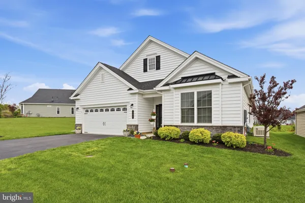 Property Slideshow image 2 of 43 | 342 national dr, Downingtown, PA, 19335