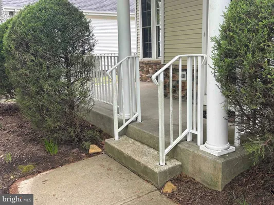 Property Slideshow image 2 of 22 | 14 hummingbird dr, Hamilton, NJ, 08690
