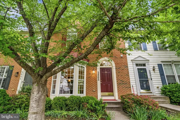 Property Slideshow image 3 of 39 | 5803 whiterose way, New Market, MD, 21774
