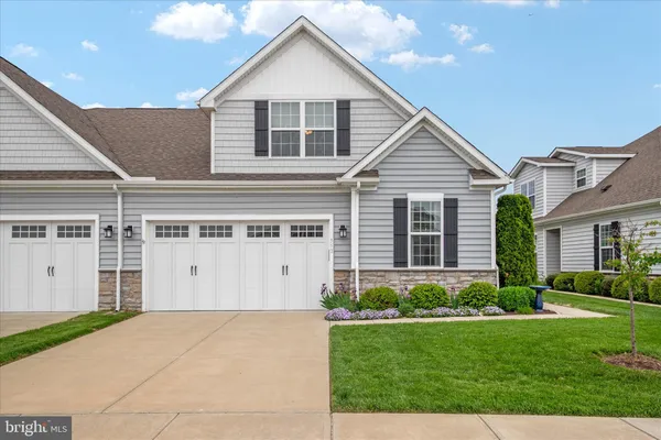 Property Slideshow image 2 of 65 | 352 topside dr 229, Stevensville, MD, 21666