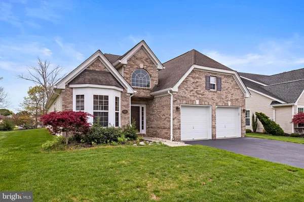 Property Slideshow image 2 of 57 | 61 honeysuckle dr, Manahawkin, NJ, 08050