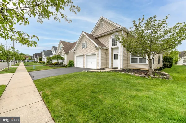 Property Slideshow image 2 of 30 | 104 tunicflower ln, Princeton Junction, NJ, 08550