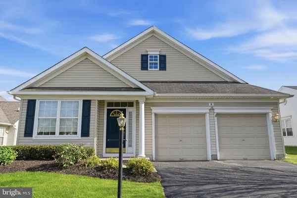 Property Slideshow image 2 of 31 | 6 sagebrush ln, Langhorne, PA, 19047
