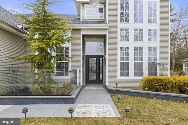 Property Slideshow image 3 of 80 | 10 whitecaps ter, Barnegat, NJ, 08005