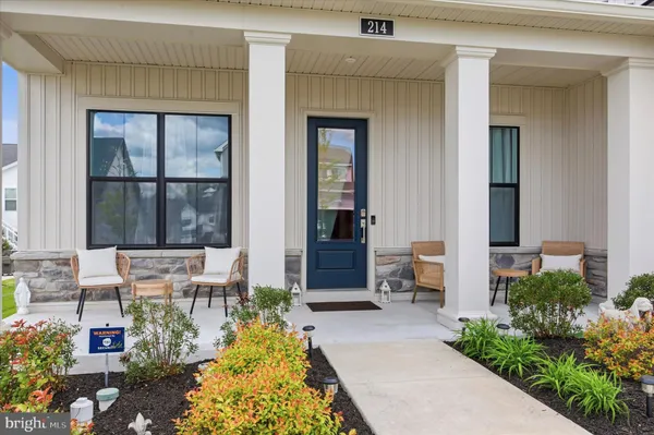 Property Slideshow image 3 of 35 | 214 equestrian way, Downingtown, PA, 19335