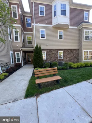 Property Slideshow image 3 of 28 | 6000 village way 6205, Upper Chichester, PA, 19061