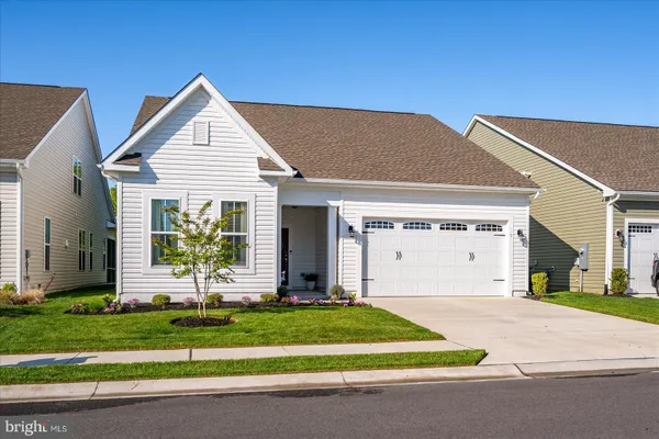 Property Slideshow image 3 of 43 | 9 links dr, Bridgeville, DE, 19933