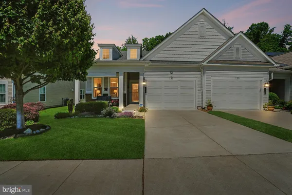 Property Slideshow image 2 of 55 | 137 long point dr, Fredericksburg, VA, 22406