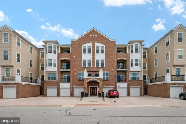 Property Slideshow image 2 of 27 | 8603 wintergreen ct 106, Odenton, MD, 21113