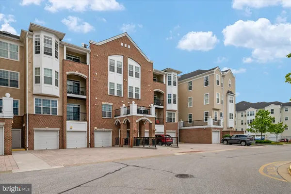 Property Slideshow image 3 of 27 | 8603 wintergreen ct 106, Odenton, MD, 21113