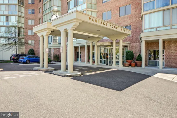 Property Slideshow image 2 of 33 | 3210 n leisure world blvd 908, Silver Spring, MD, 20906