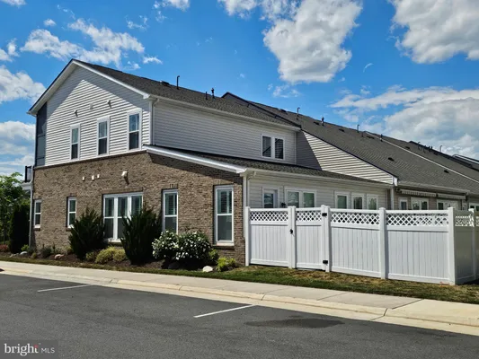 Property Slideshow image 2 of 26 | 23664 chalmers crossing ter, Ashburn, VA, 20148
