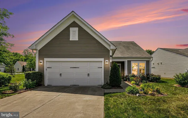 Property Slideshow image 2 of 29 | 97 battery point dr, Fredericksburg, VA, 22406