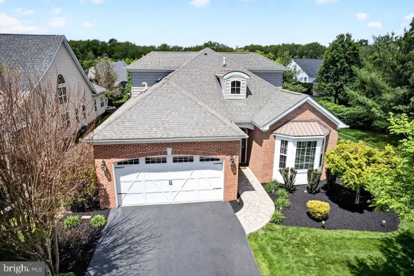 Property Slideshow image 3 of 68 | 8 tuscany dr, Princeton Junction, NJ, 08550