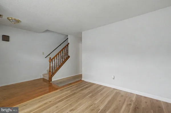 Property Slideshow image 2 of 16 | 756 barbados dr, Williamstown, NJ, 08094