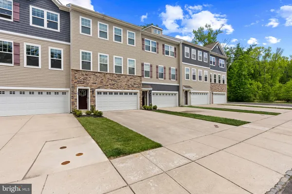Property Slideshow image 2 of 34 | 59 sullivan way, Marlton, NJ, 08053