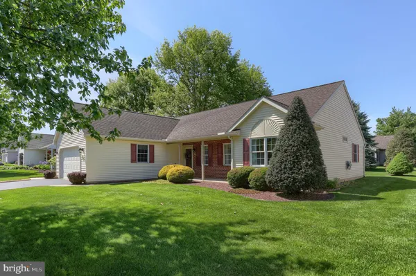 Property Slideshow image 2 of 63 | 27 rosemont dr, Myerstown, PA, 17067