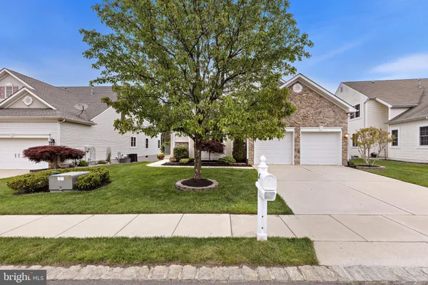 Property Slideshow image 3 of 86 | 20 spring lake blvd, Waretown, NJ, 08758