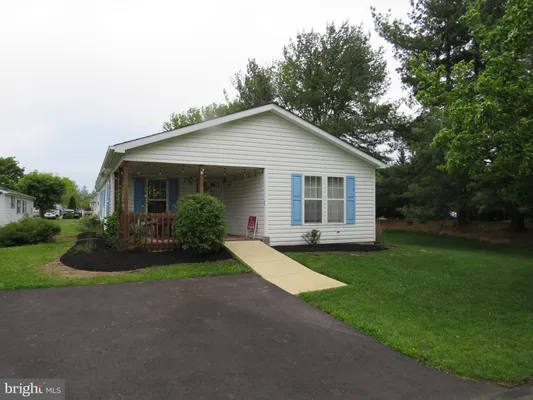 Property Slideshow image 3 of 34 | 22 wisteria ct, New Hope, PA, 18938