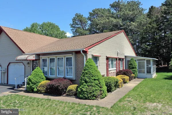 Property Slideshow image 3 of 39 | 4b portsmouth st, Whiting, NJ, 08759