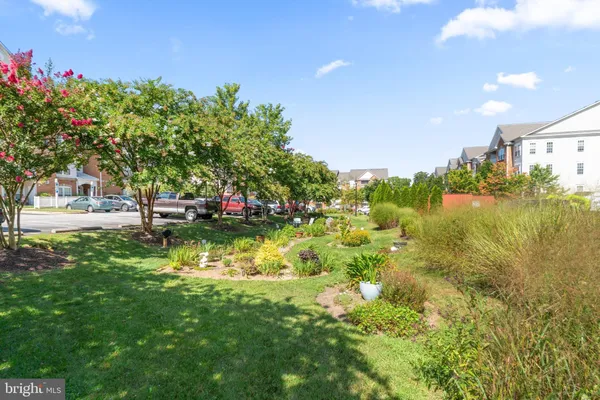 Property Slideshow image 3 of 6 | 1013 samantha ln 401, Odenton, MD, 21113