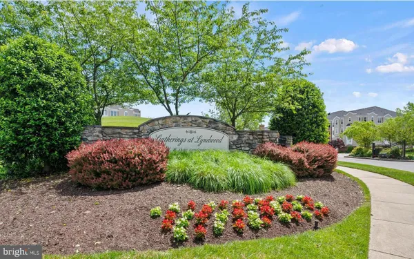 Property Slideshow image 2 of 39 | 6150 shadywood rd 401, Elkridge, MD, 21075