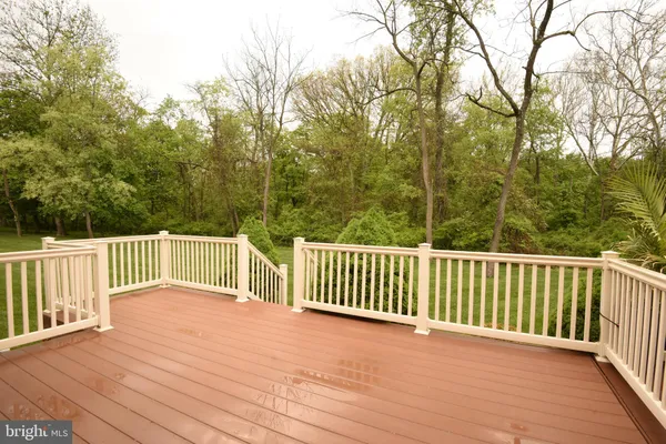 Property Slideshow image 3 of 7 | 864 geranium dr, Warrington, PA, 18976