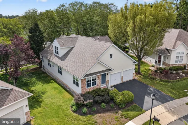 Property Slideshow image 3 of 31 | 16 zinnia way, Langhorne, PA, 19047