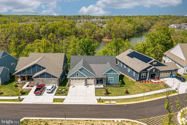 Property Slideshow image 3 of 68 | 124 yellow birch, Lake Frederick, VA, 22630
