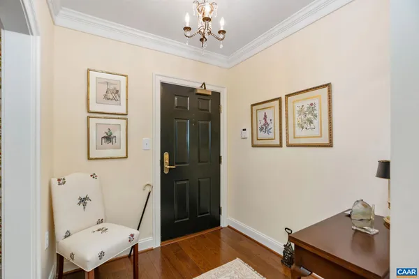 Property Slideshow image 2 of 31 | 500 crestwood dr 2604, Charlottesville, VA, 22903