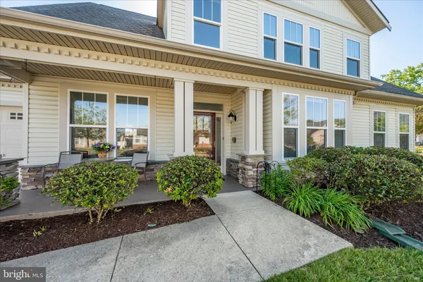 Property Slideshow image 2 of 80 | 3158 heartleaf ln, Waldorf, MD, 20603