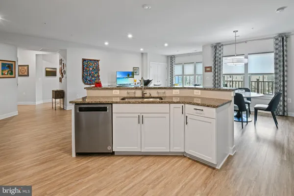 Property Slideshow image 3 of 43 | 3282 pine needle cir 301, Frederick, MD, 21704