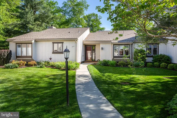 Property Slideshow image 2 of 35 | 278 devon way 278, West Chester, PA, 19380