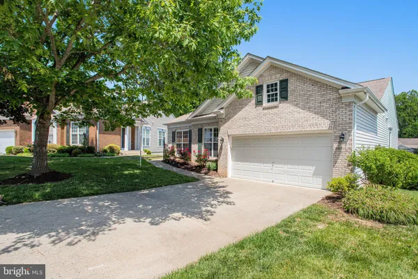 Property Slideshow image 2 of 58 | 12357 romney mews, Woodbridge, VA, 22192
