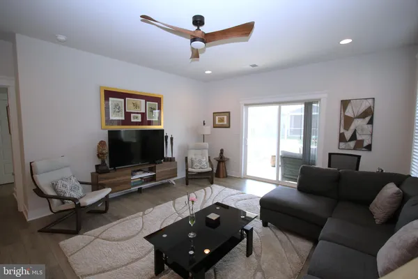 Property Slideshow image 3 of 55 | 391 heritage shores cir, Bridgeville, DE, 19933