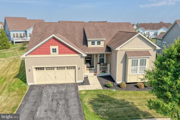 Property Slideshow image 2 of 49 | 4007 heston ln, Middletown, DE, 19709