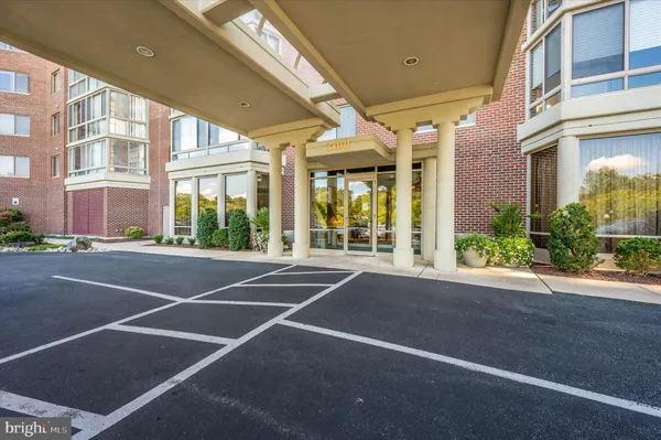 Property Slideshow image 3 of 56 | 3100 n leisure world blvd 523, Silver Spring, MD, 20906