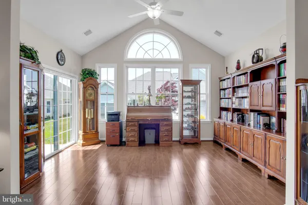 Property Slideshow image 3 of 10 | 646 republic way, Mechanicsburg, PA, 17050